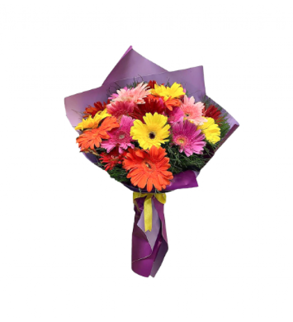  Mor Ambalaj Kağıdında Renkli Gerbera Buketi (~45 cm)